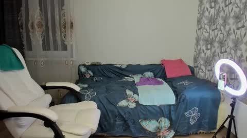 Snapshot of eva_7777 chatting on 11/13/25, 08:52 Eva online show from 11/13/25, 08:52