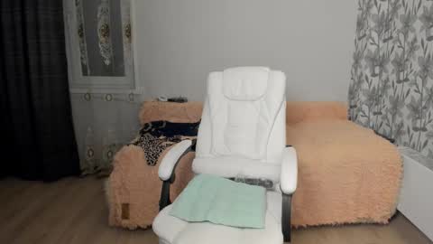 Snapshot of eva_7777 chatting on 12/03/25, 09:13 Eva online show from 12/03/25, 09:13