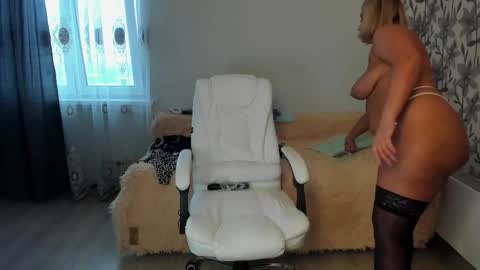 Snapshot of eva_7777 chatting on 12/05/25, 08:23 Eva online show from 12/05/25, 08:23