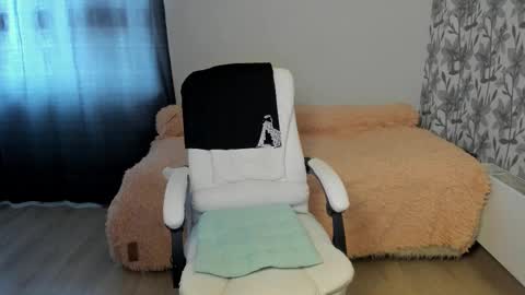 Snapshot of eva_7777 chatting on 02/20/26, 06:37 Eva online show from 02/20/26, 06:37