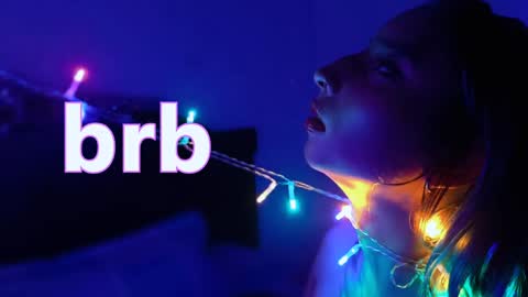 Iris Smile  independent model online show from 12/27/24, 12:39