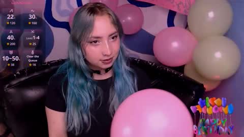 Iris Smile  independent model online show from 01/08/26, 08:33