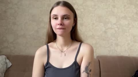 Eva Calvin online show from 11/06/25, 03:40