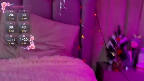 Snapshot of eva_cramer chatting on 01/01/25, 06:59 Eva Cramer online show from 01/01/25, 06:59