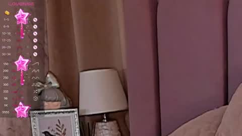 Snapshot of eva_cramer chatting on 03/06/25, 10:15 Eva Cramer online show from 03/06/25, 10:15