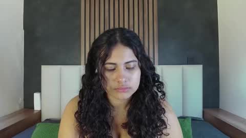 EVA DAEMON  online show from 03/01/26, 11:45