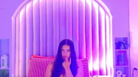 EVA DAEMON  online show from 06/04/26, 12:00
