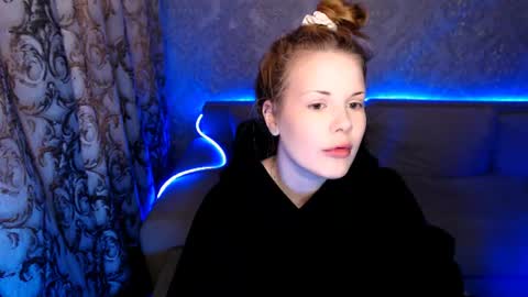 Snapshot of eva_ellis chatting on 06/16/26, 06:43 Eva online show from 06/16/26, 06:43