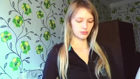Evvie online show from 06/05/26, 06:42