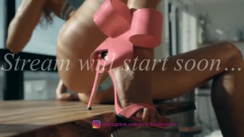 Snapshot of eva_fashionista chatting on 03/22/26, 03:26 Eva online show from 03/22/26, 03:26