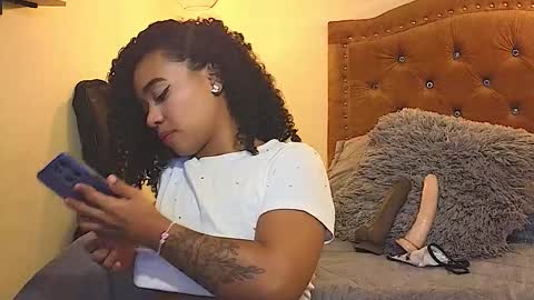 Snapshot of eva_foxs chatting on 12/14/25, 01:55 Eva Foxs online show from 12/14/25, 01:55