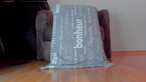 Snapshot of eva_gr chatting on 09/09/25, 07:52 Eva online show from 09/09/25, 07:52