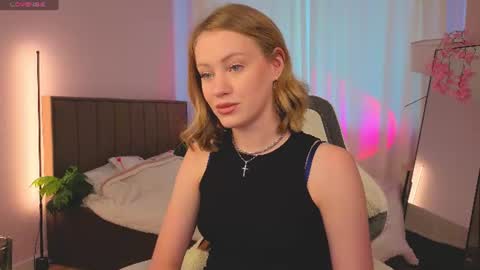 Snapshot of eva_hamilton chatting on 07/16/26, 12:38 eva hamilton online show from 07/16/26, 12:38