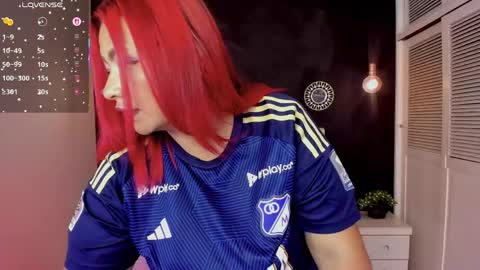 Snapshot of eva_hot_1 chatting on 04/13/26, 12:43 eva_hot_1 online show from 04/13/26, 12:43