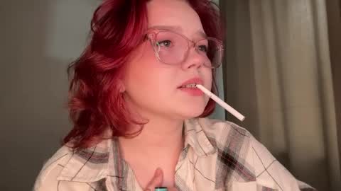 eva_kittenn online show from 04/27/26, 08:56