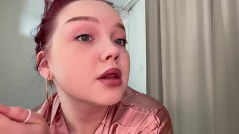 eva_kittenn online show from 05/15/26, 12:45