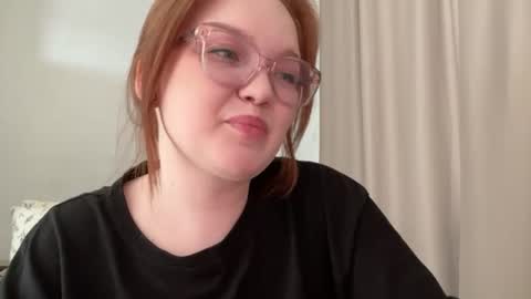 Snapshot of eva_kittenn chatting on 06/30/26, 02:29 eva_kittenn online show from 06/30/26, 02:29