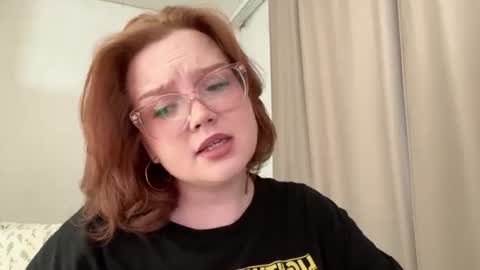 Snapshot of eva_kittenn chatting on 07/06/26, 03:03 eva_kittenn online show from 07/06/26, 03:03