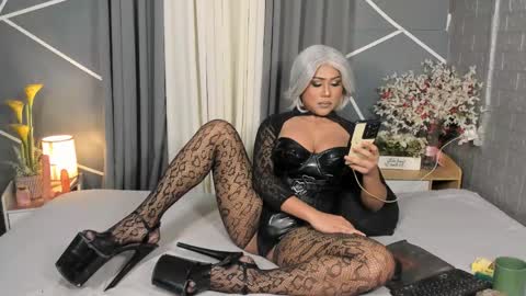 Eva online show from 04/28/26, 11:10