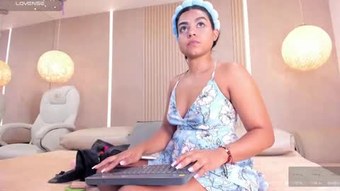 Snapshot of eva_lain chatting on 04/27/26, 12:47 Eva online show from 04/27/26, 12:47