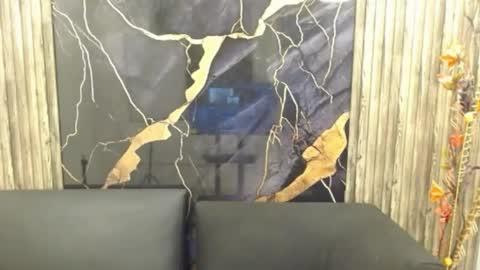Snapshot of eva_luna86527 chatting on 05/11/26, 12:33 eva_luna86527 online show from 05/11/26, 12:33