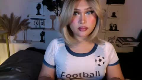 Queen Eva Mazikeen online show from 05/03/26, 08:04