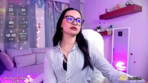 Snapshot of eva_monet chatting on 09/09/25, 03:22 eva_monet online show from 09/09/25, 03:22