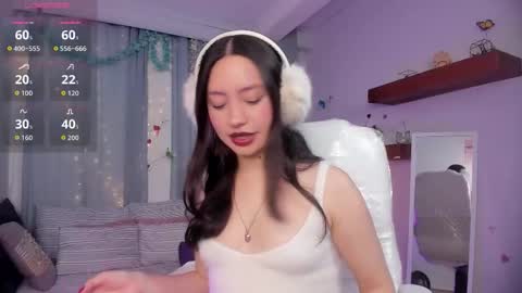 Snapshot of eva_monet chatting on 11/10/25, 02:16 eva_monet online show from 11/10/25, 02:16