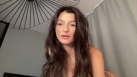 Snapshot of eva_mp3 chatting on 07/05/26, 04:25 EVA and DENI online show from 07/05/26, 04:25