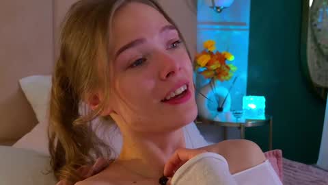 Eva online show from 12/08/24, 02:19