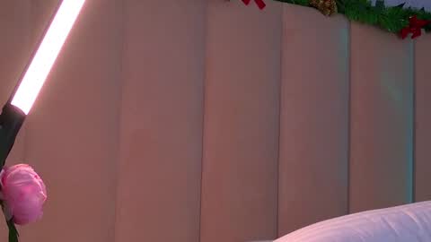 Eva online show from 12/31/24, 02:58