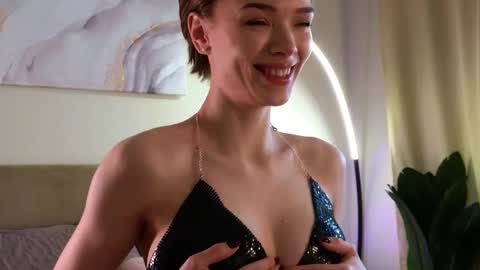 Eva online show from 02/24/25, 10:48