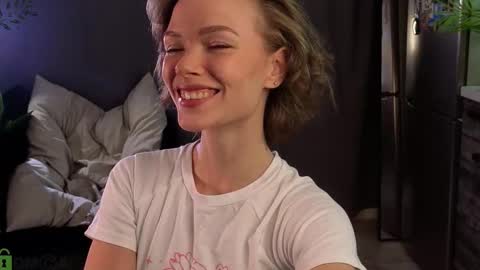 Eva online show from 10/26/25, 05:41