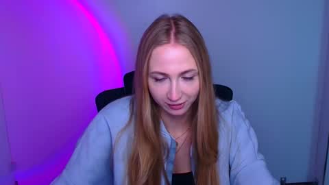 Snapshot of eva_oliviaa chatting on 10/01/25, 07:47 Eva online show from 10/01/25, 07:47