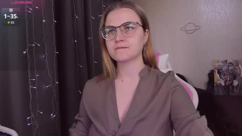 Eva online show from 09/24/25, 11:57