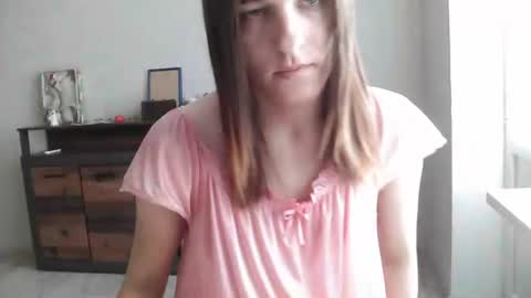 Snapshot of eva_princess__ chatting on 08/03/26, 04:33 Eva The Princess online show from 08/03/26, 04:33