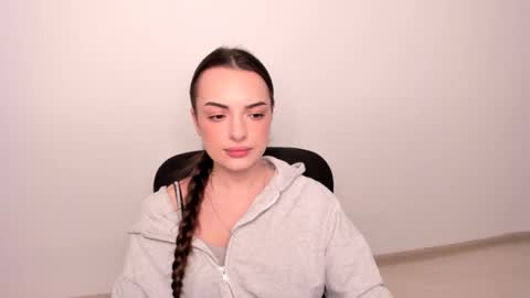 Eva online show from 03/09/25, 06:54