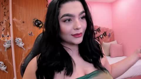 eva_saintt online show from 10/30/25, 05:24