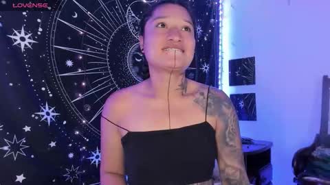 Snapshot of eva_sanderslee chatting on 10/11/25, 07:40 Eva online show from 10/11/25, 07:40