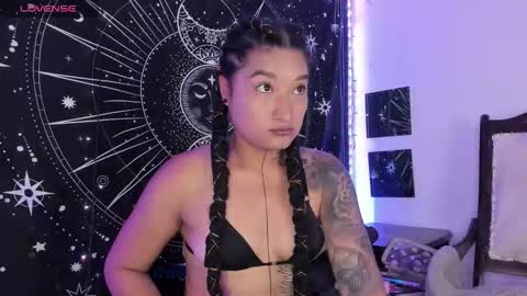 Snapshot of eva_sanderslee chatting on 10/16/25, 09:10 Eva online show from 10/16/25, 09:10