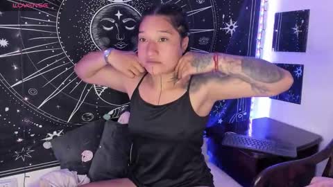 Snapshot of eva_sanderslee chatting on 10/17/25, 07:55 Eva online show from 10/17/25, 07:55