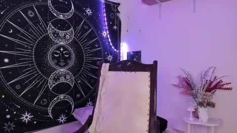 Snapshot of eva_sanderslee chatting on 02/22/26, 08:57 Eva online show from 02/22/26, 08:57