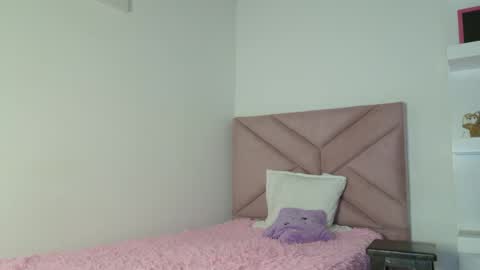 Eva Sin online show from 05/09/26, 11:32