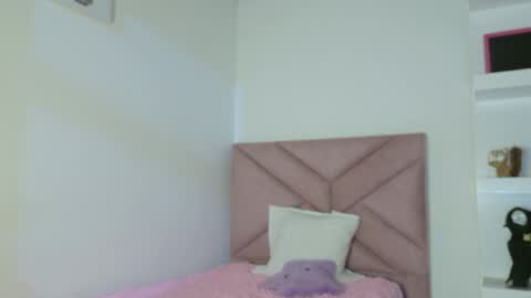 Eva Sin online show from 05/12/26, 12:30