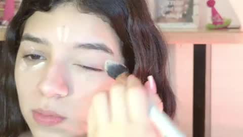 Eva Sin online show from 06/07/26, 11:30