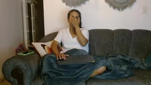eva_stark57 online show from 04/24/26, 02:25