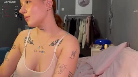 eva_swag online show from 11/24/25, 06:29