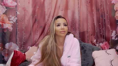 Eva online show from 11/07/25, 03:23