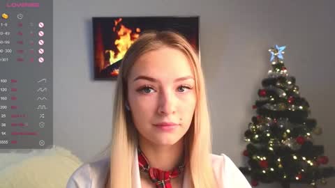 Snapshot of eva_vex chatting on 01/19/25, 12:50 Hello Im Eva online show from 01/19/25, 12:50