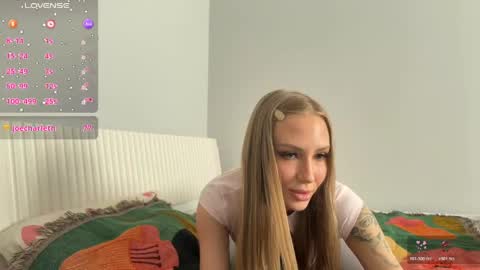 Hello Im Eva online show from 04/27/26, 05:05